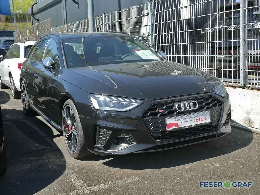 Gebraucht Audi S4 Ambiente 341 PS (250 kW) 2022 Mythosschwarz metallic Kombi