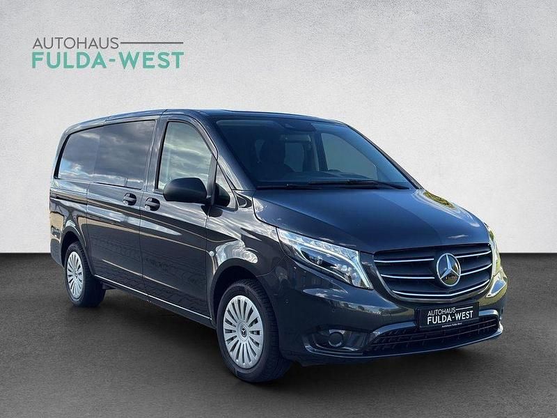 Gebraucht Mercedes Vito 190 PS (139 kW) 2021 Grau Van