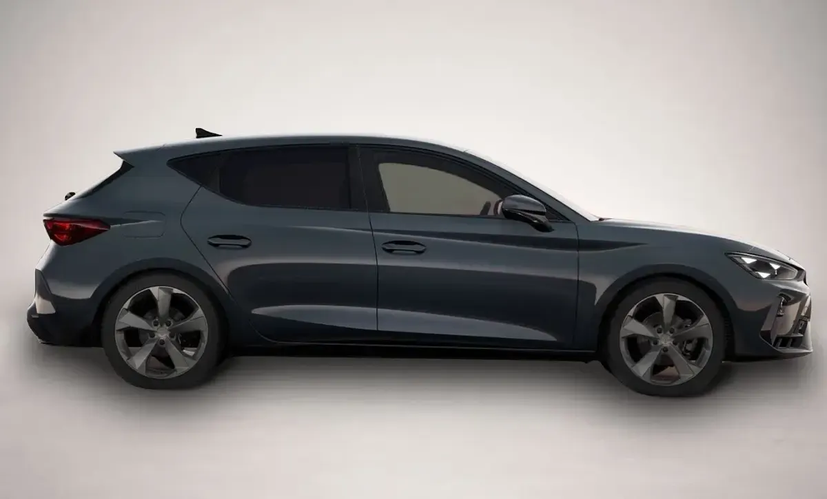 Neu Cupra Leon 150 PS (110 kW) 2026 Blau Limousine