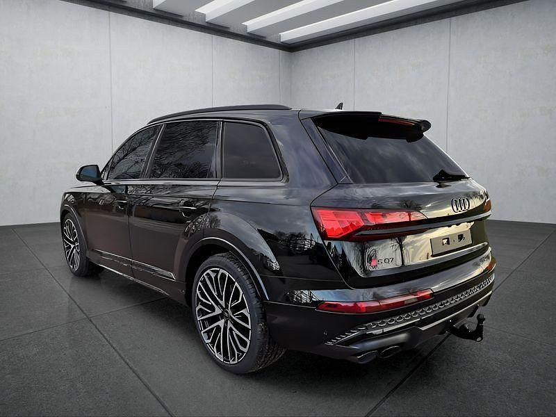 Grau Gebraucht 2024 Audi SQ7 SUV | 117.099 € - Bild 1/3