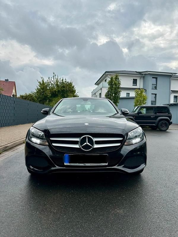 Gebraucht Mercedes C200 184 PS (135 kW) 2015 Schwarz Limousine