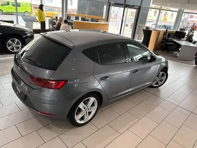 Gebraucht Seat Leon FR 184 PS (135 kW) 2017 Graumetallic Limousine