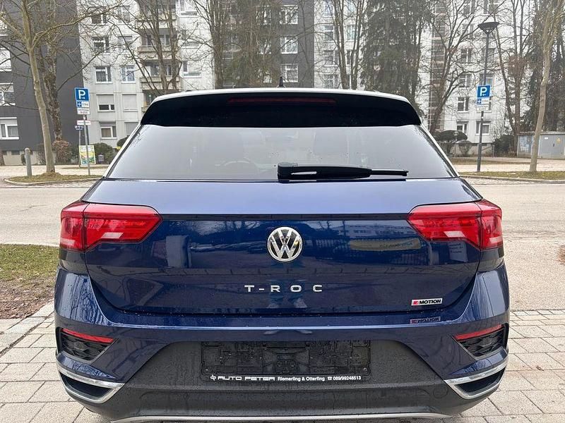 Gebraucht VW T-Roc Style 150 PS (110 kW) 2020 Atlantik blue metallic SUV