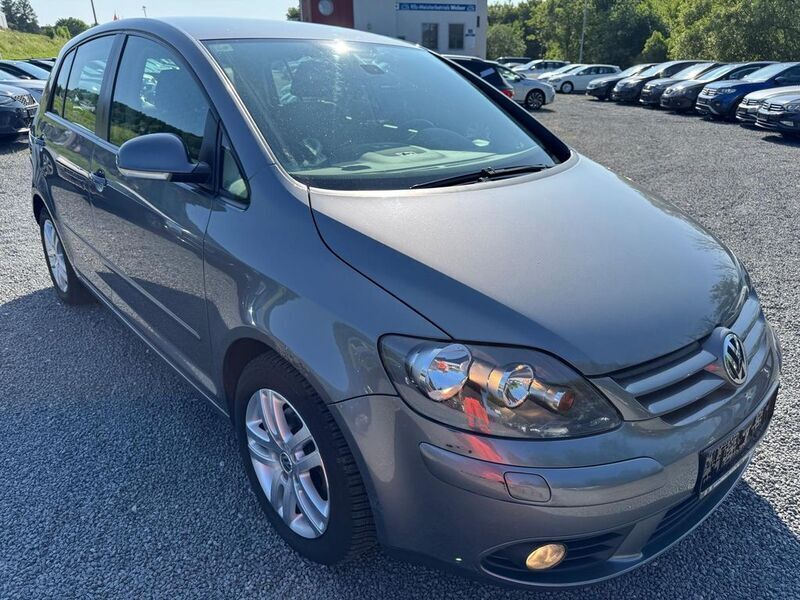 Grau Gebraucht 2009 VW Golf Plus Cross Edition Van / Kleinbus | 3.480 € (Guter Preis) - Bild 1/4