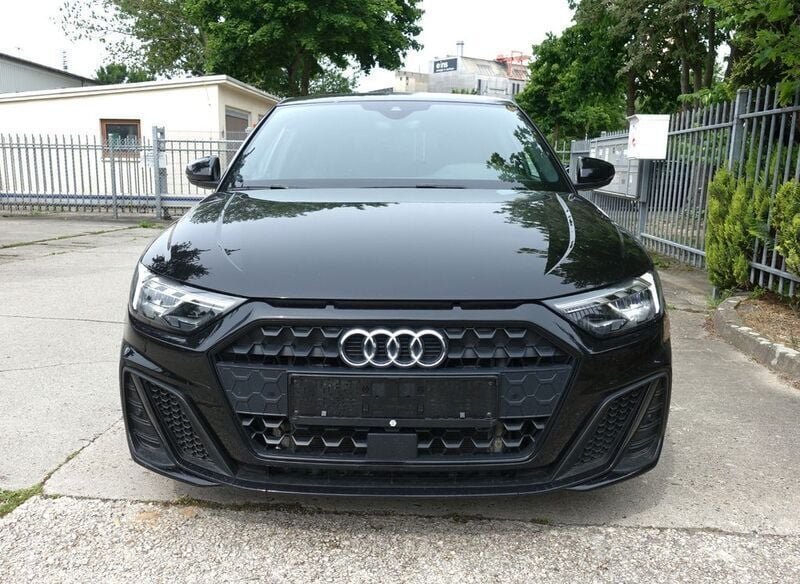 Mythosschwarz met. Gebraucht 2020 Audi A1 Sportback S-Line Kleinwagen | 19.495 € (Fairer Preis) - Bild 1/4