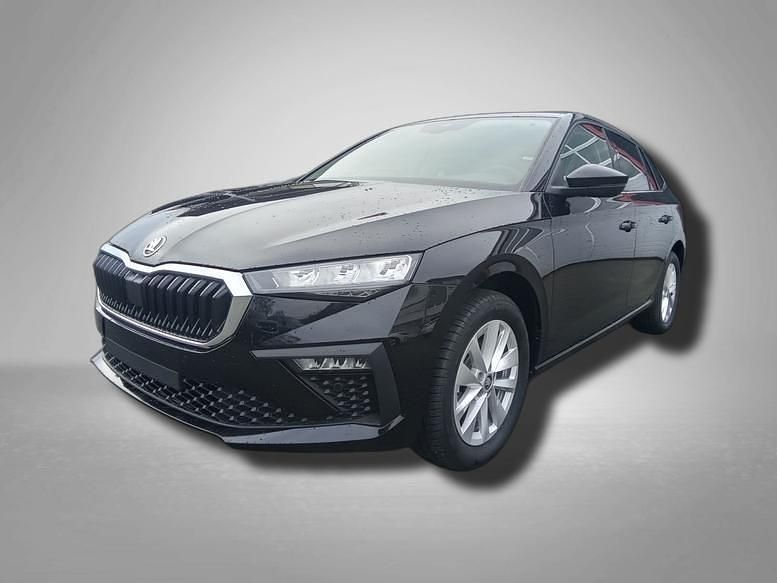 Black magic perleffekt black magic perleffekt Neu 2025 Skoda Scala Selection Kleinwagen | 25.890 € (Fairer Preis) - Bild 1/4