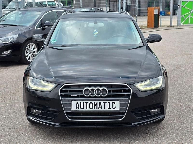 Gebraucht Audi A4 Ambiente 245 PS (180 kW) 2012 Schwarz Kombi