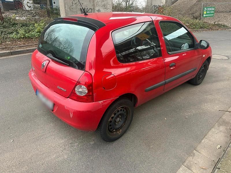 Gebraucht Renault Clio II Campus 58 PS (42 kW) 2009 Rot Kleinwagen
