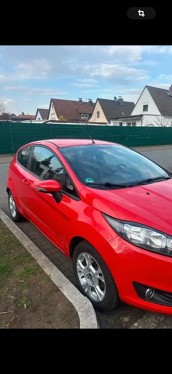 Używany Ford Fiesta 101 KM (74 kW) 2013 Czerwony Hatchback