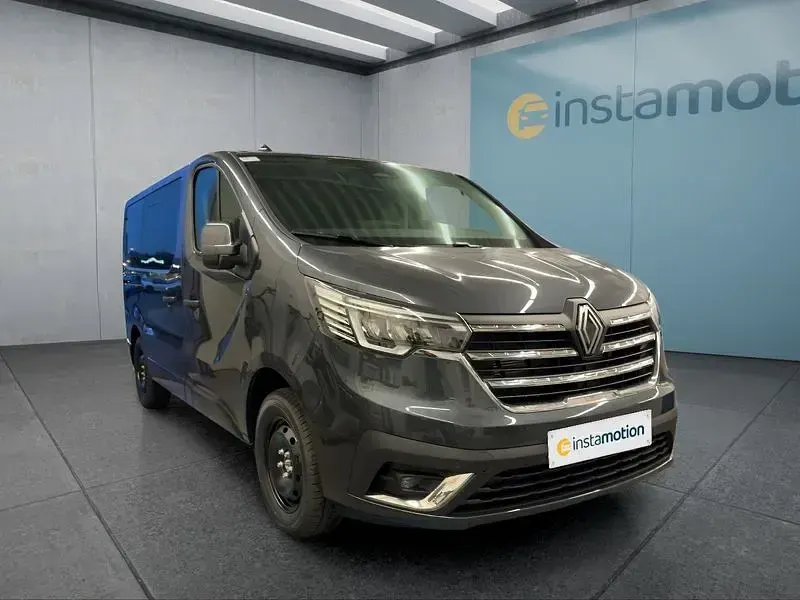 Neu Renault Trafic 150 PS (110 kW) 2026 Grau Van / Kleinbus