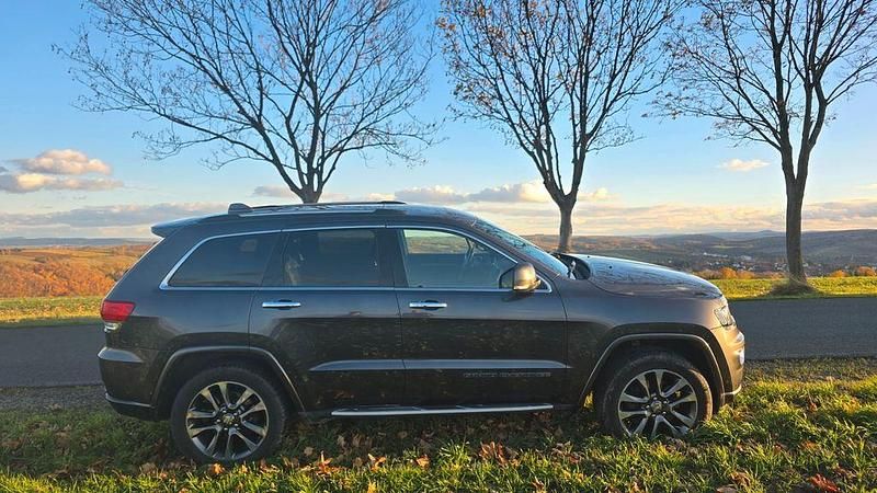 Braun Gebraucht 2017 Jeep Grand Cherokee SUV | 20.999 € (Superpreis) - Bild 1/4
