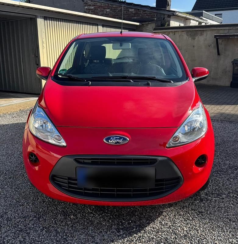 Second-hand Ford Ka 69 CP (50 kW) 2013 Roșu Hatchback