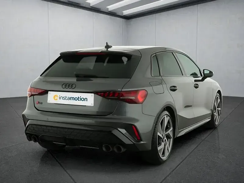 Gebraucht Audi S3 Sportback 333 PS (244 kW) 2025 Grau Kleinwagen