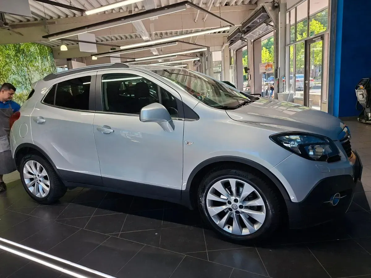 Gebraucht Opel Mokka Innovation 140 PS (102 kW) 2014 Silber SUV