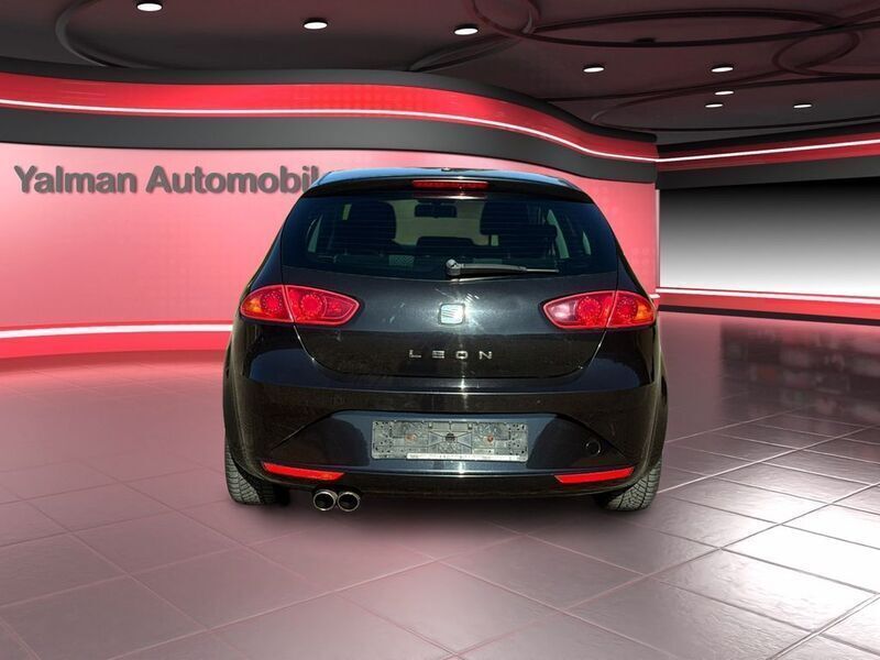 Gebraucht Seat Leon 105 PS (77 kW) 2010 Schwarz Limousine