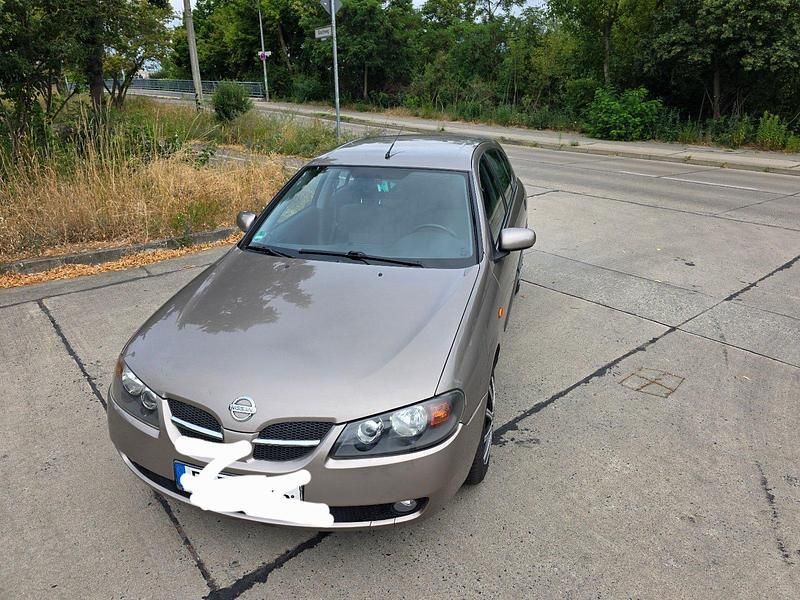 Grau Gebraucht 2005 Nissan Almera Limousine | 1.200 € (Fairer Preis) - Bild 1/4