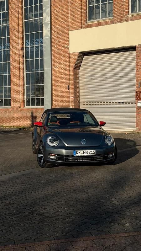 Gebraucht VW Beetle Cabriolet CLUB 150 PS (110 kW) 2015 Grau Cabrio