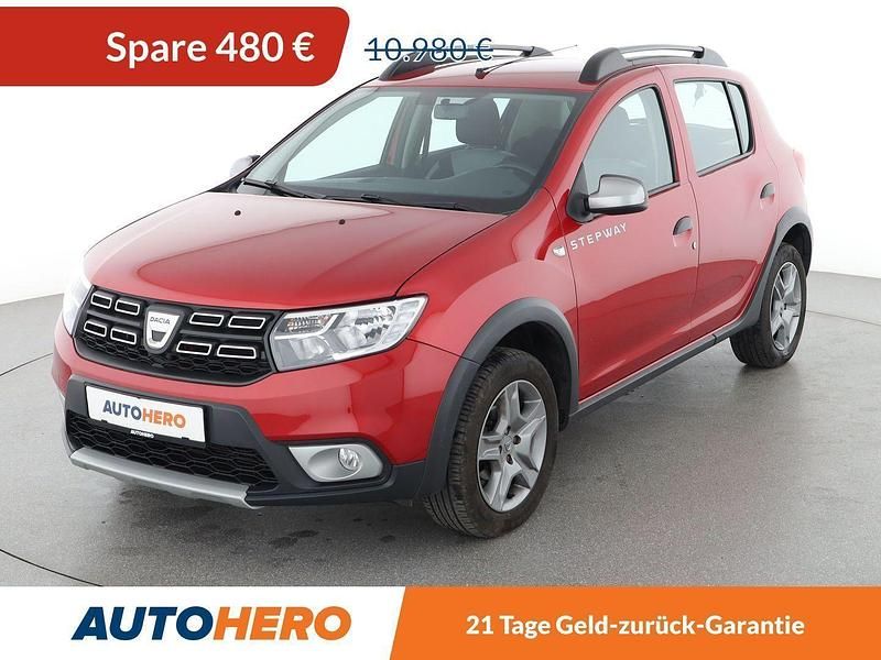 Rot Gebraucht 2018 Dacia Sandero Prestige Kleinwagen | 10.260 € (Fairer Preis) - Bild 1/3