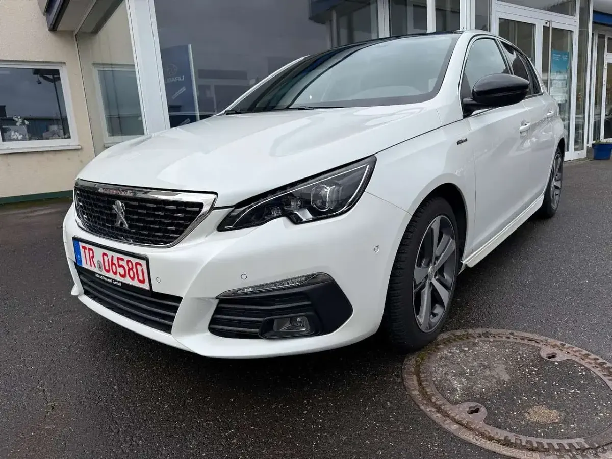 Gebraucht Peugeot 308 GT-line 131 PS (96 kW) 2020 Weiß Limousine