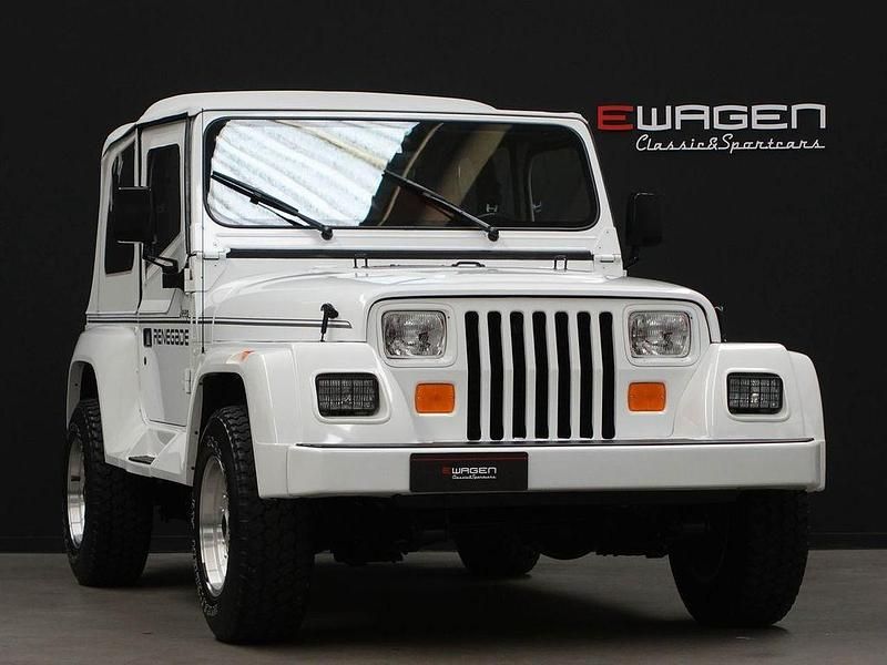 Gebraucht Jeep Wrangler 190 PS (139 kW) 1992 Weiß SUV
