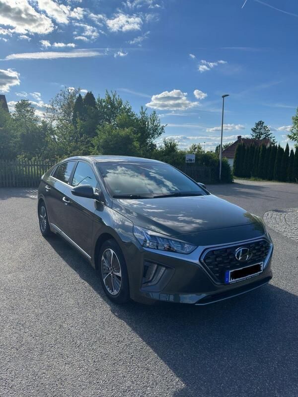 Grau Gebraucht 2021 Hyundai Ioniq Limousine | 18.500 € (Fairer Preis) - Bild 1/4