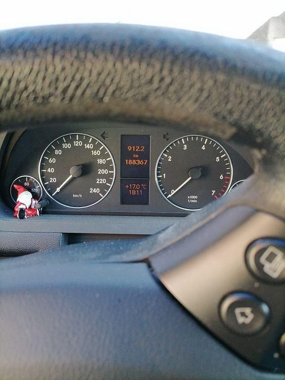 Gebraucht Mercedes A150 Elegance 95 PS (69 kW) 2007 Schwarz Van / Kleinbus