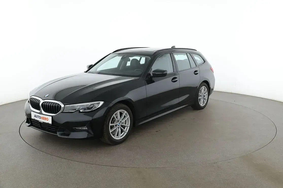 Gebraucht BMW 330 Sport Line 265 PS (194 kW) 2020 Kombi