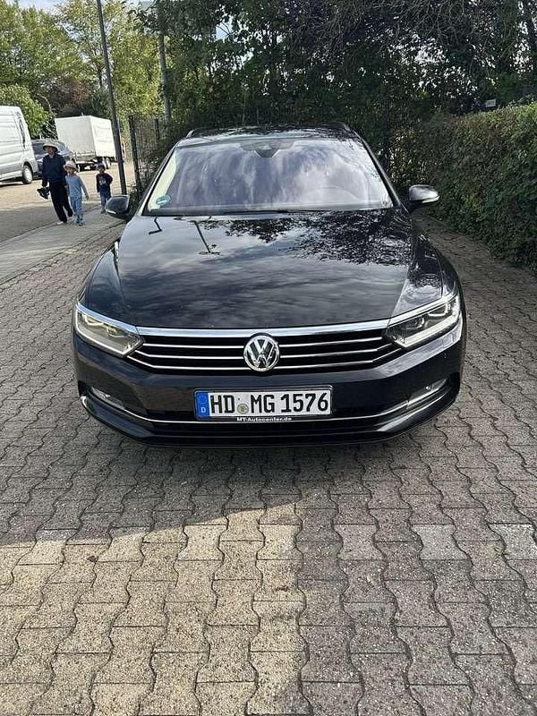 Gebraucht VW Passat Comfortline 150 PS (110 kW) 2018 Kombi