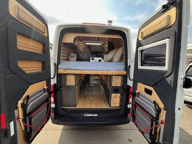 Gebraucht VW Crafter 140 PS (102 kW) 2023 Weiß Van