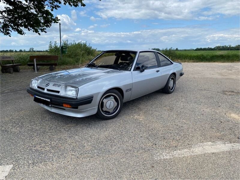 Silber Gebraucht 1981 Opel Manta Coupé | 18.500 € - Bild 1/4
