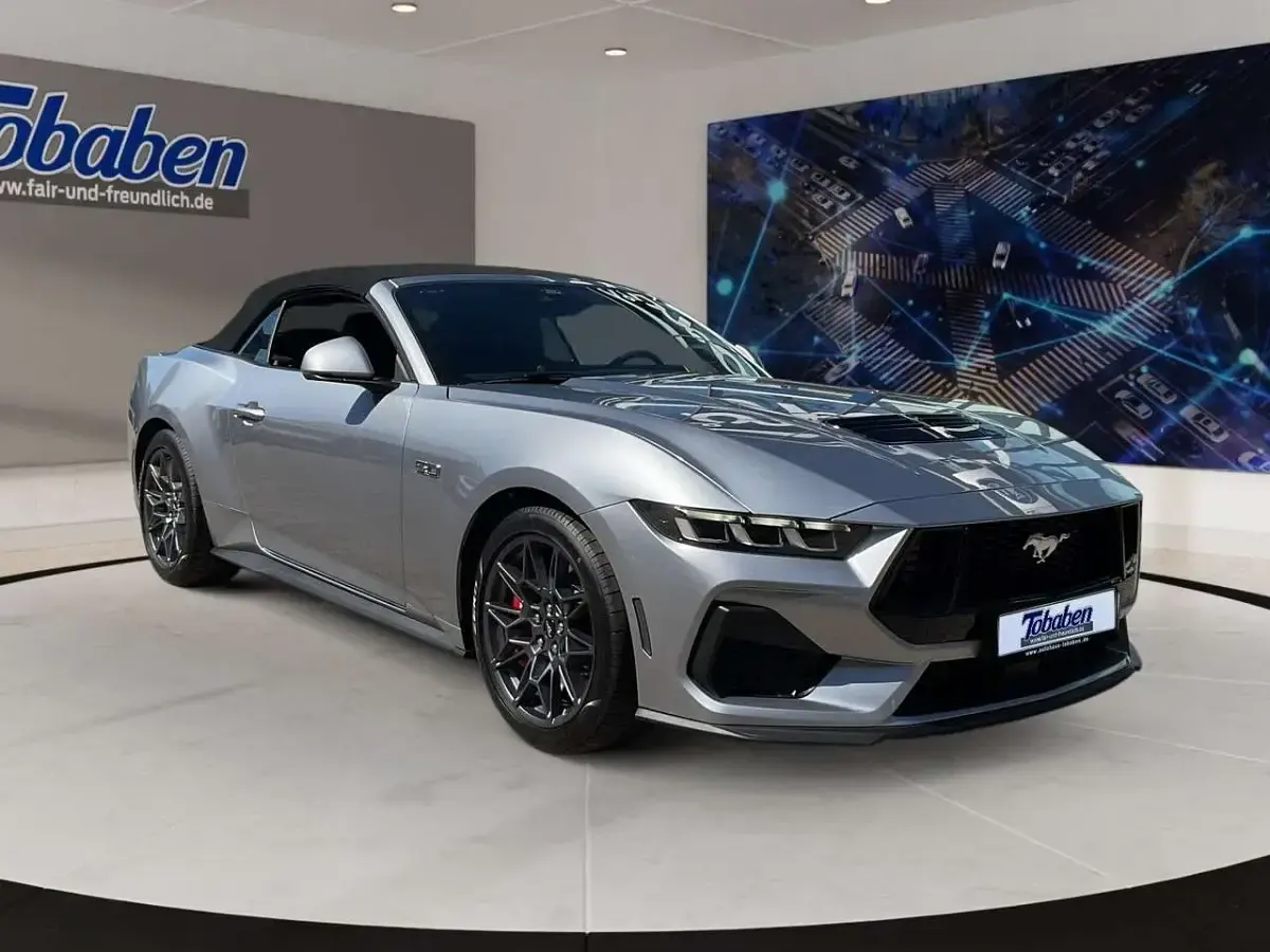 Gebraucht Ford Mustang GT 446 PS (328 kW) 2025 Iconic silver metallic Cabrio