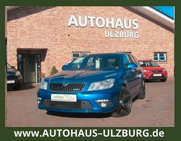 Blau Gebraucht 2010 Skoda Octavia RS Kombi | 4.900 € (Guter Preis) - Bild 1/4