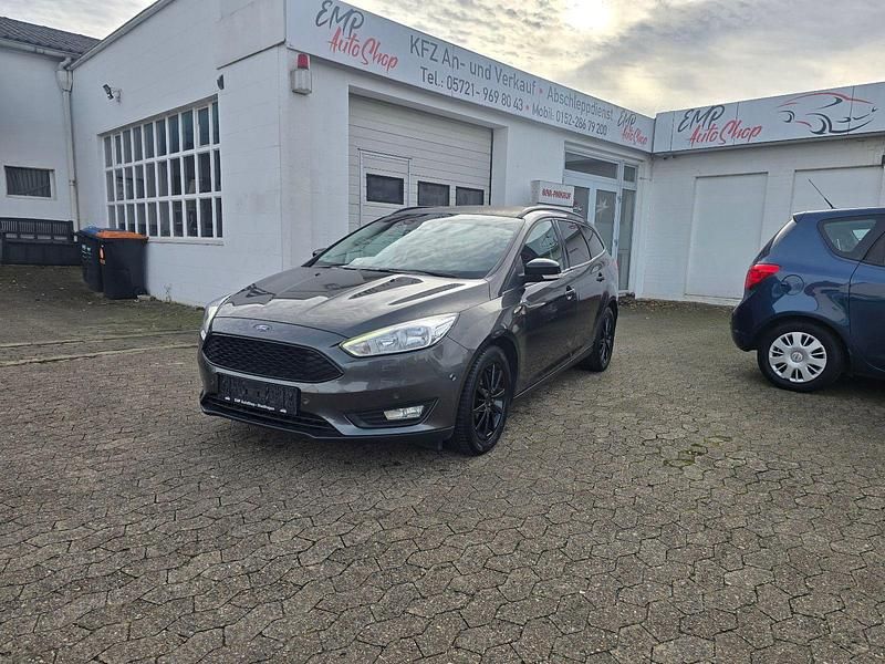 Grau Gebraucht 2018 Ford Focus Business Edition Kombi | 12.490 € (Fairer Preis) - Bild 1/4