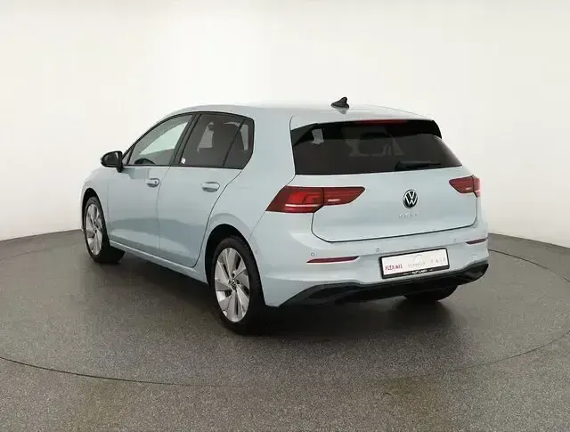 Ny VW Golf VIII 116 HK (85 kW) 2026 Sort Sedan