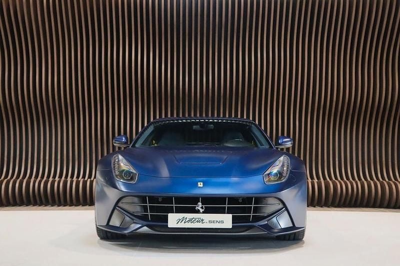 Second-hand Ferrari F12 741 CP (545 kW) 2013 Albastru Coupe