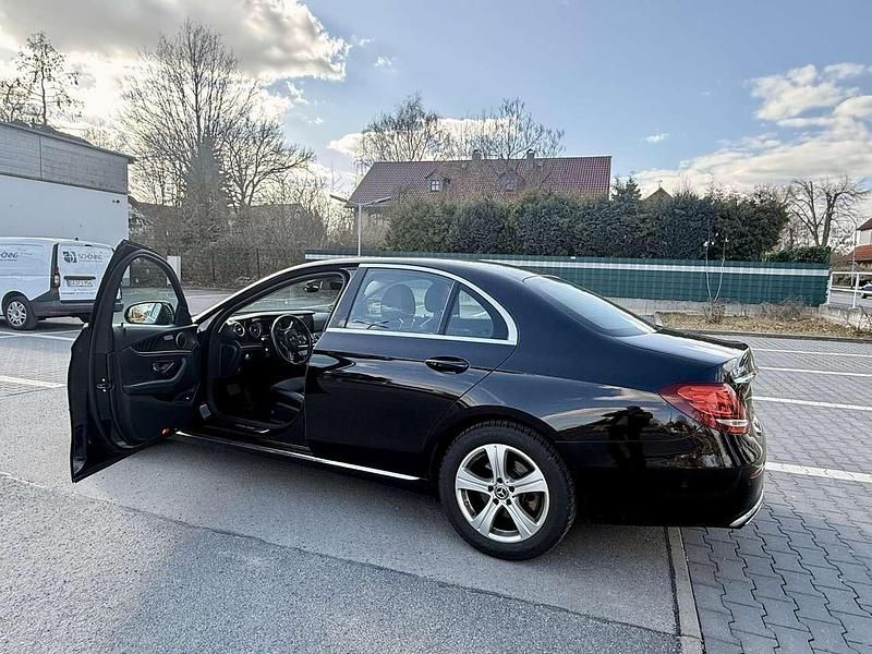 Gebraucht Mercedes E200 Avantgarde 184 PS (135 kW) 2017 Limousine