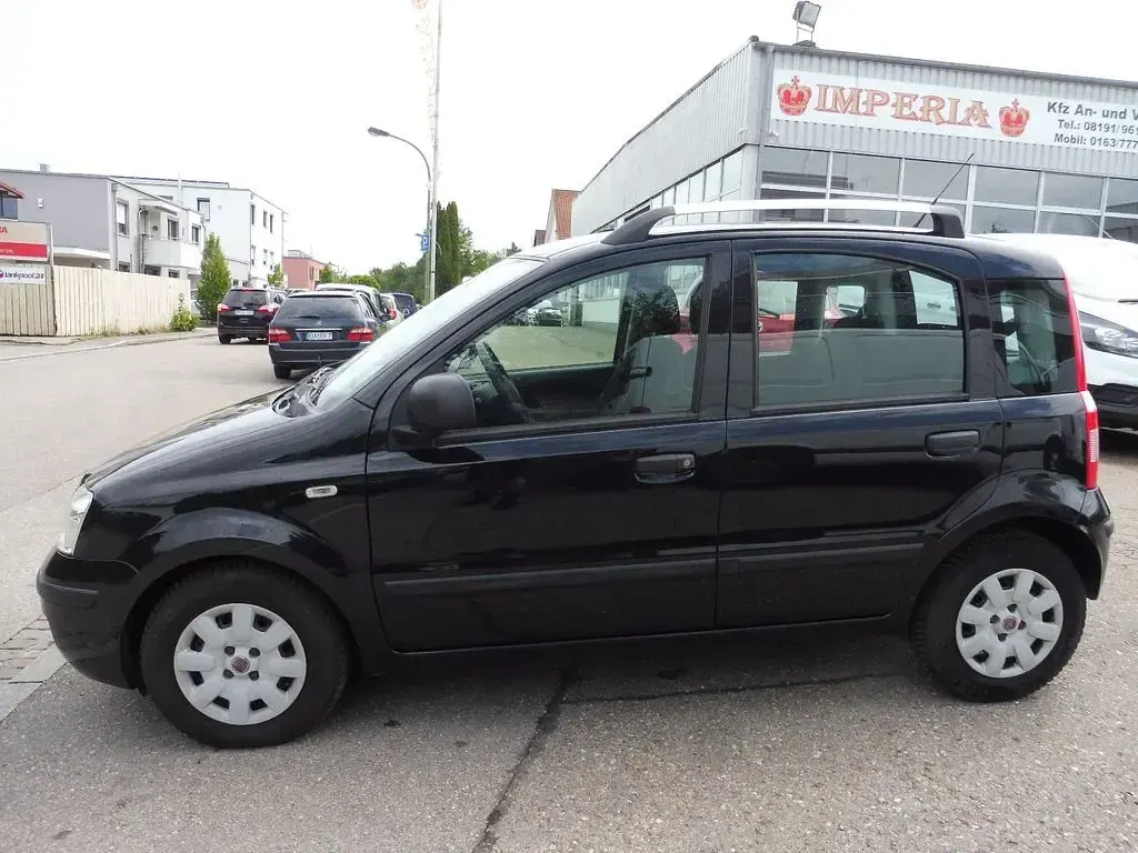 Gebraucht Fiat Panda Dynamic 69 PS (50 kW) 2011 Schwarz Kleinwagen