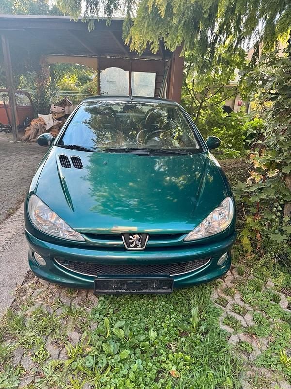 Grün Gebraucht 2002 Peugeot 206 CC Cabrio | 550 € (Superpreis) - Bild 1/4