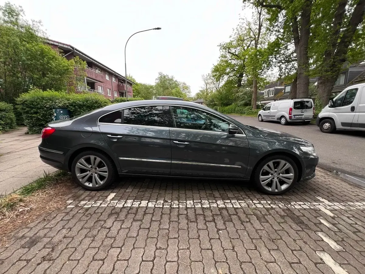Gebraucht VW Passat 160 PS (117 kW) 2009 Blau Coupé
