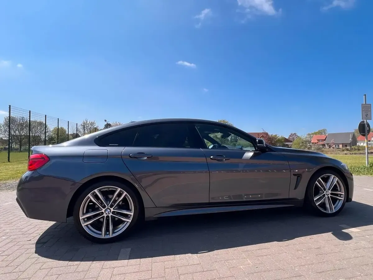 Gebraucht BMW 420 Coupé M Sport 190 PS (139 kW) 2018 Grau Coupé