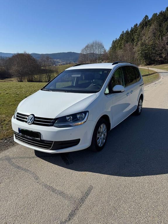 Gebraucht VW Sharan Trendline 150 PS (110 kW) 2016 Van / Kleinbus