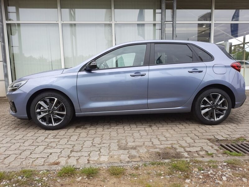 Gebraucht Hyundai i30 Advantage 101 PS (74 kW) 2024 Blau Limousine