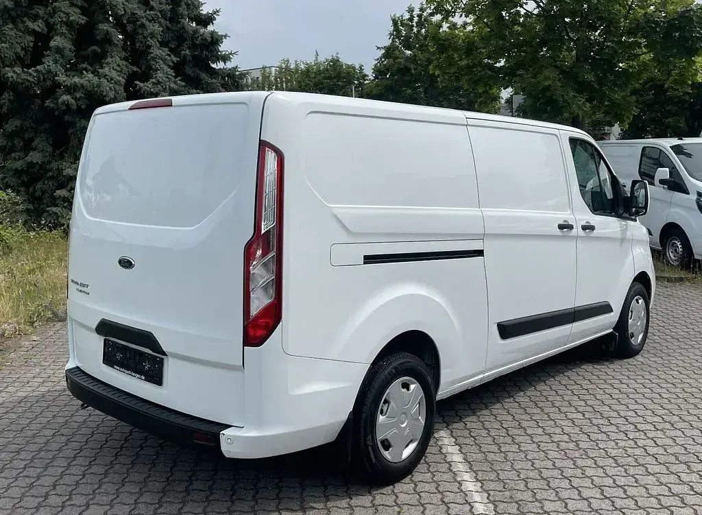 Gebraucht Ford Transit Custom 105 PS (77 kW) 2022 Weiß Van / Kleinbus