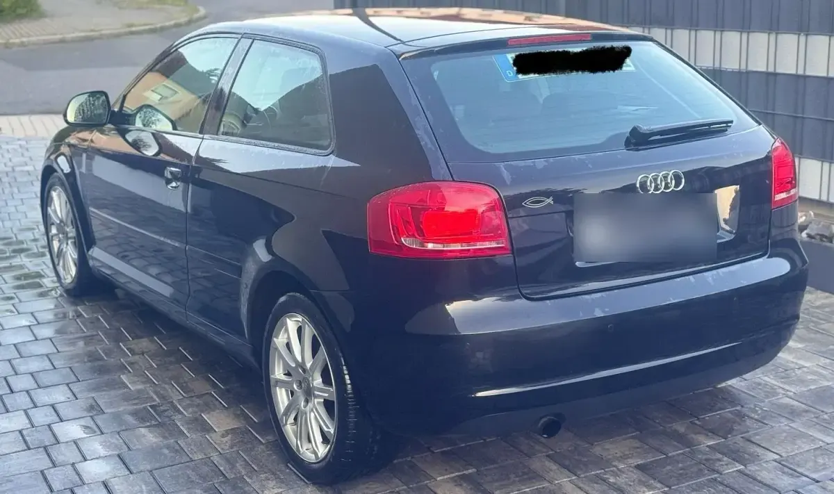 Gebraucht Audi A3 105 PS (77 kW) 2009 Schwarz Kleinwagen