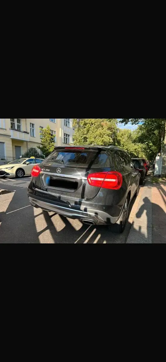 Gebraucht Mercedes GLA200 156 PS (114 kW) 2017 Schwarz SUV