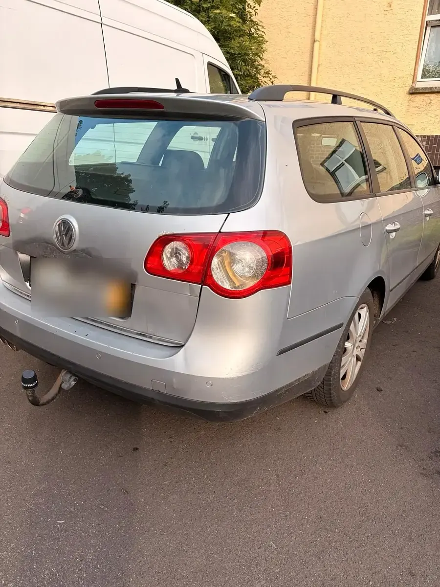 Gebraucht VW Passat 140 PS (102 kW) 2006 Silber Kombi
