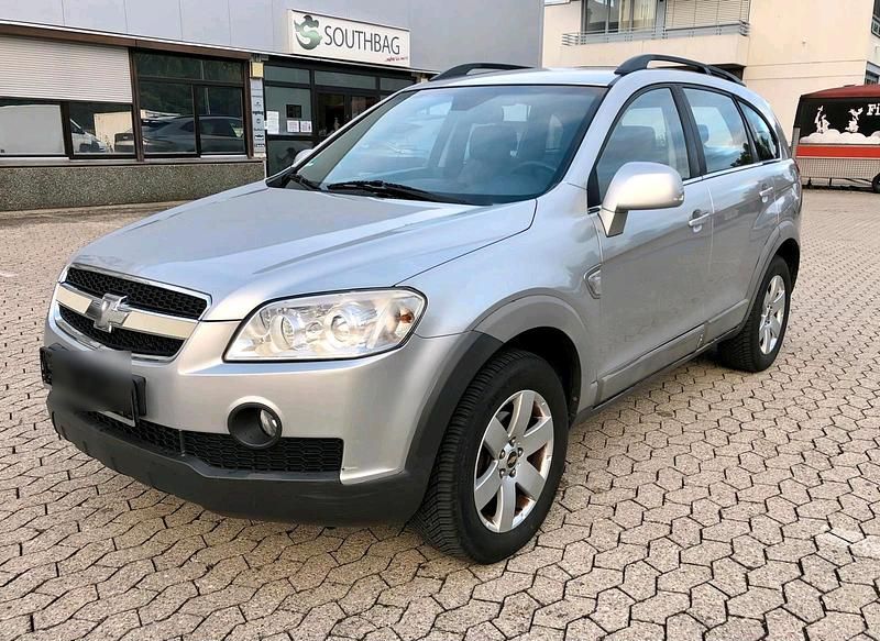 Silber Gebraucht 2006 Chevrolet Captiva LT SUV | 1.999 € (Fairer Preis) - Bild 1/4