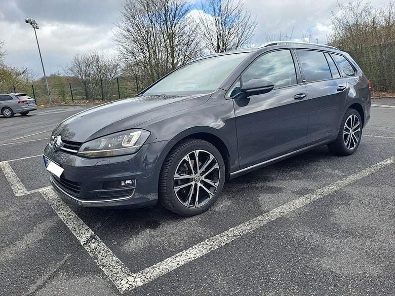 Gebraucht VW Golf VII Allstar 110 PS (80 kW) 2016 Grau Kombi
