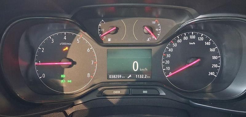 Gebraucht Opel Combo Edition 110 PS (80 kW) 2020 Weiß Van / Kleinbus