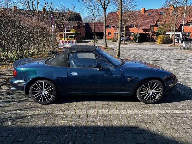 Gebraucht Mazda MX5 90 PS (66 kW) 1998 Blau Cabrio